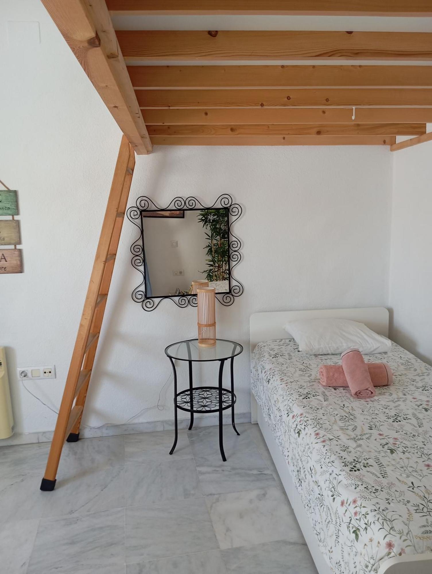 Apartamento Luminoso Casco Antiguo San Luis Apartman Sevilla Kültér fotó